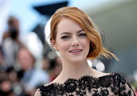 Does Emma Stone Smoke? Exploring the Intricacies of Celebrity Habits and Public Perception